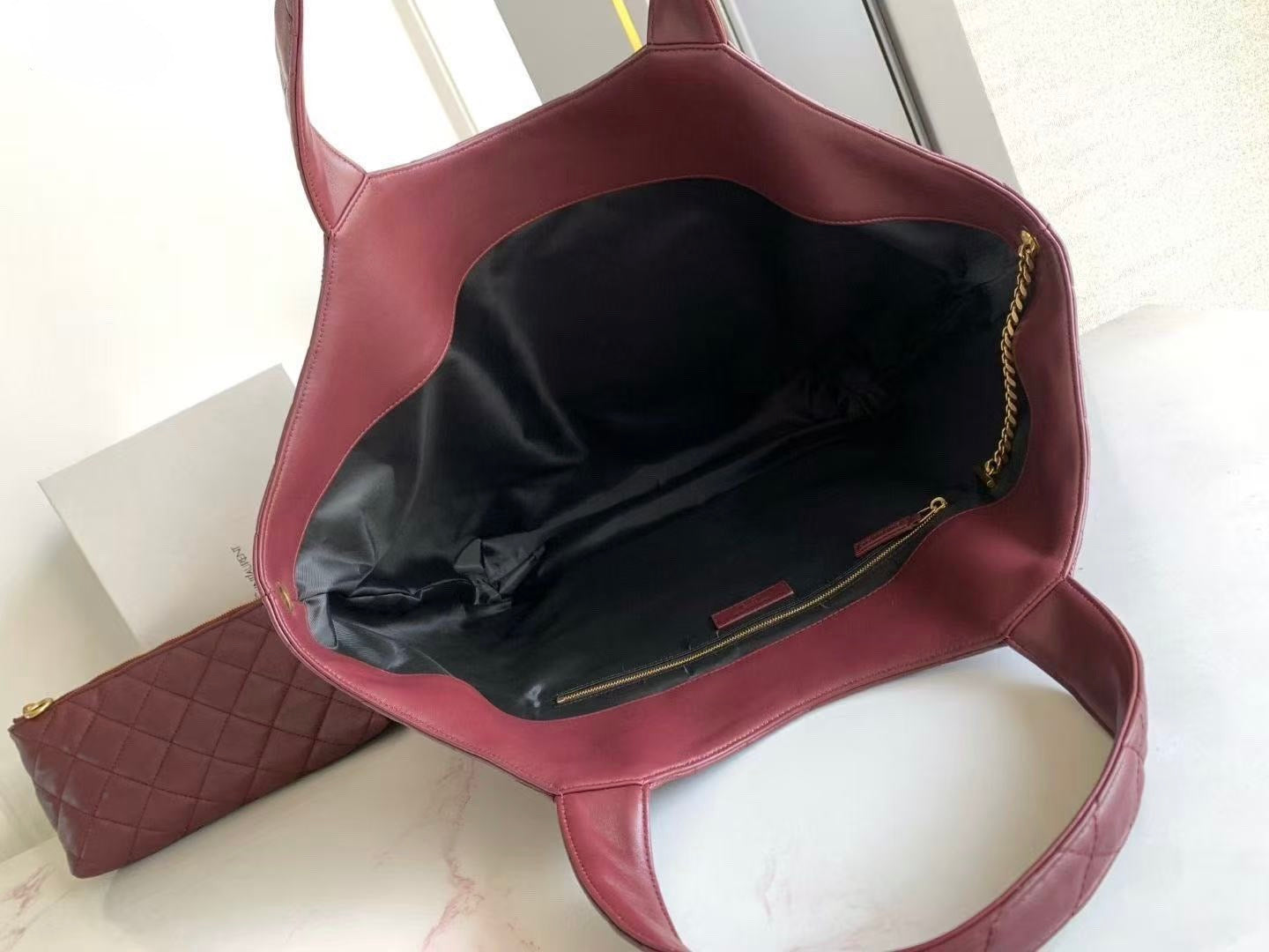 Borsa icar