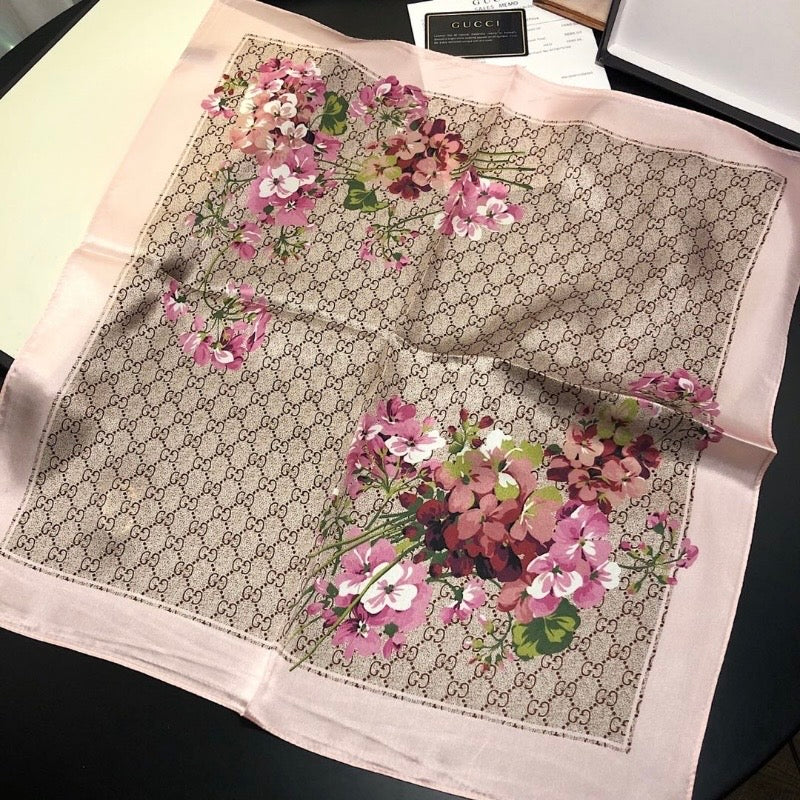 Foulard GG