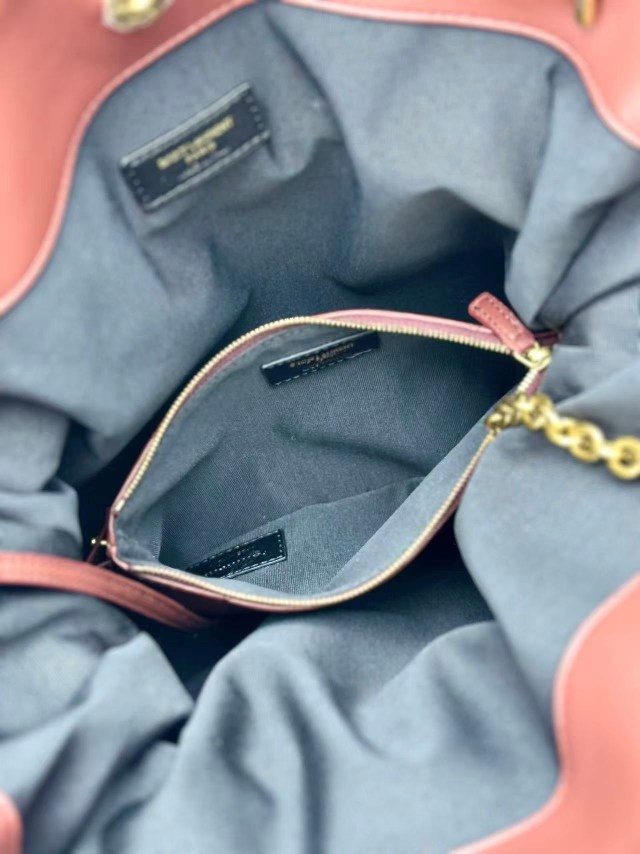 Borsa jami