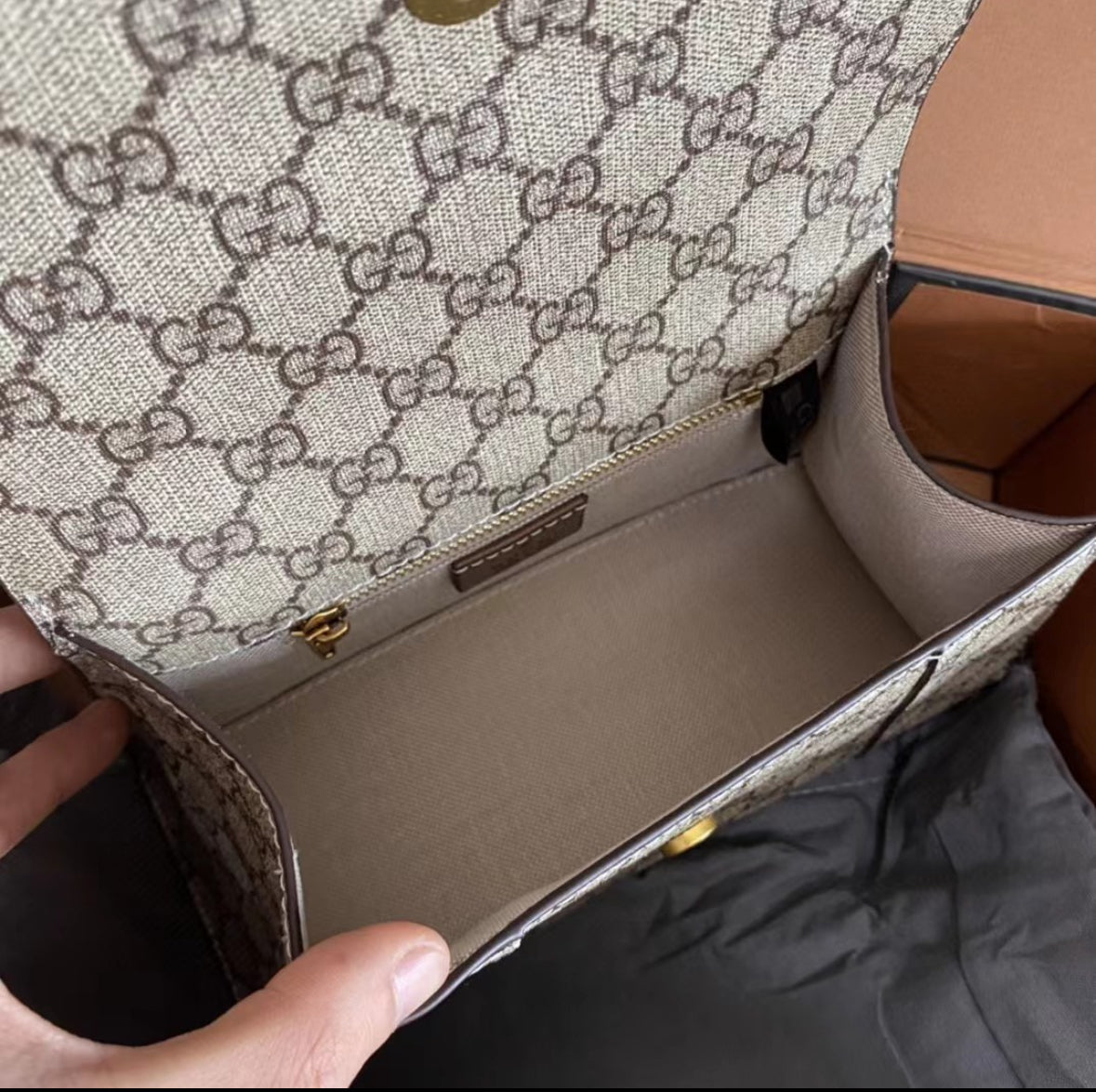 Borsa clessidr
