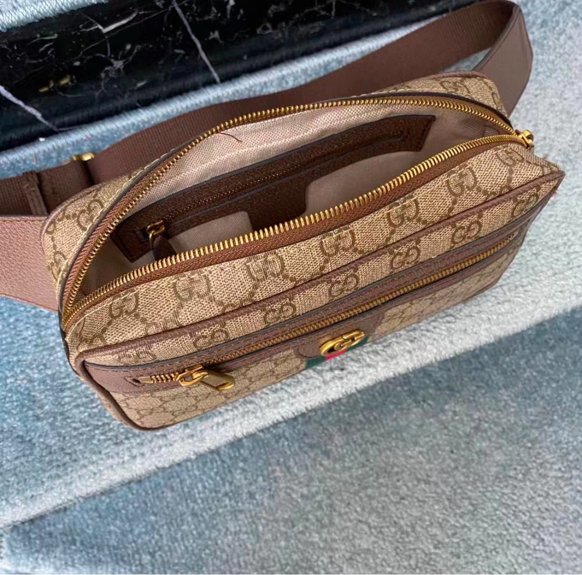 Marsupio supreme