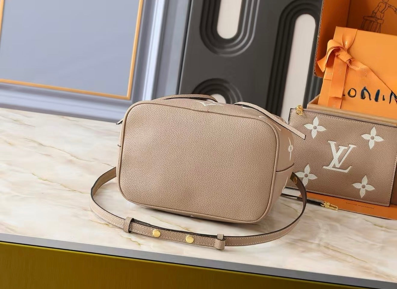 Borsa modello Neonoe