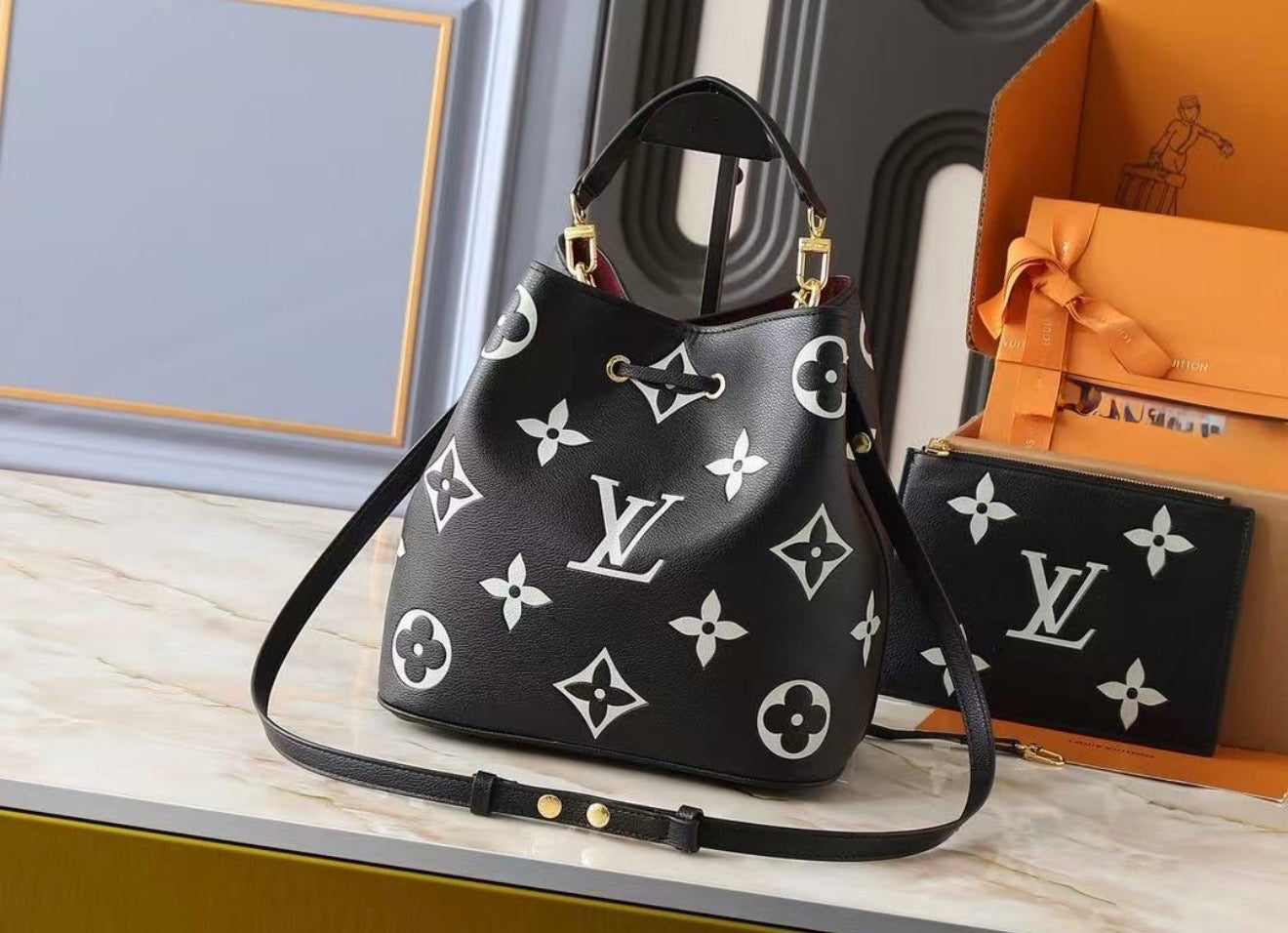 Borsa modello Neonoe