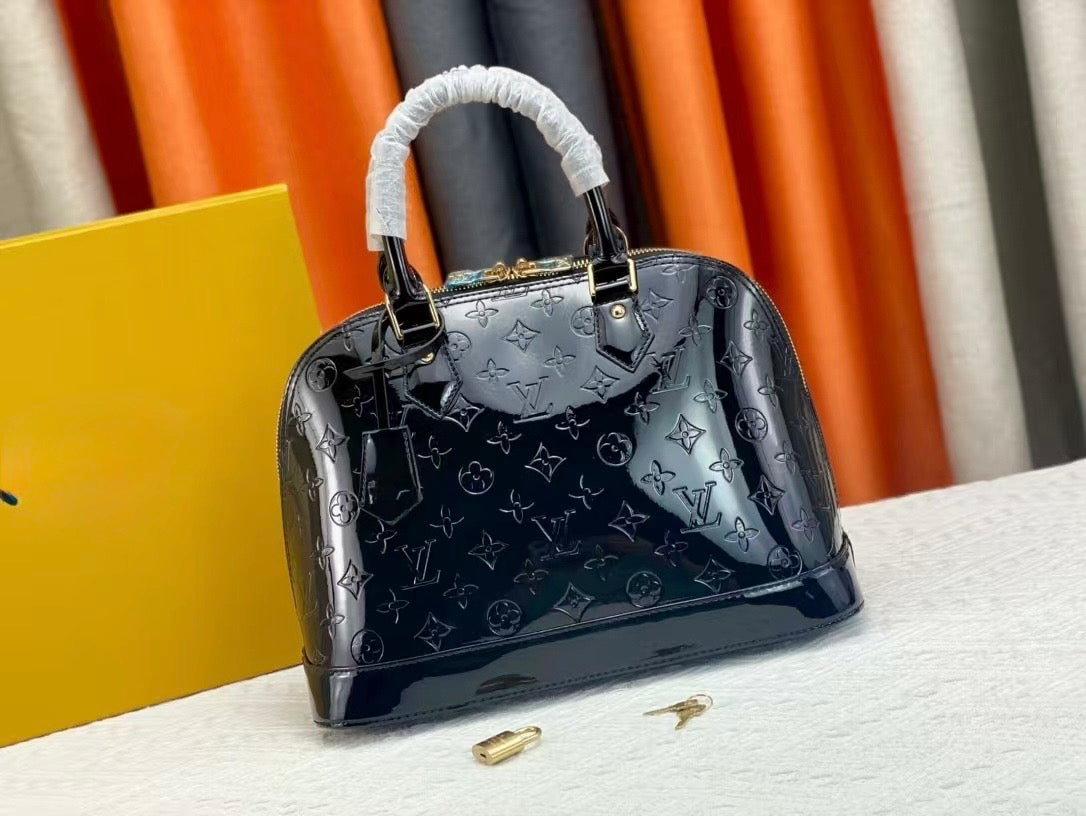 Borsa modello Alm