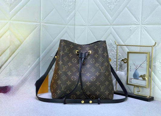 Borsa Neo