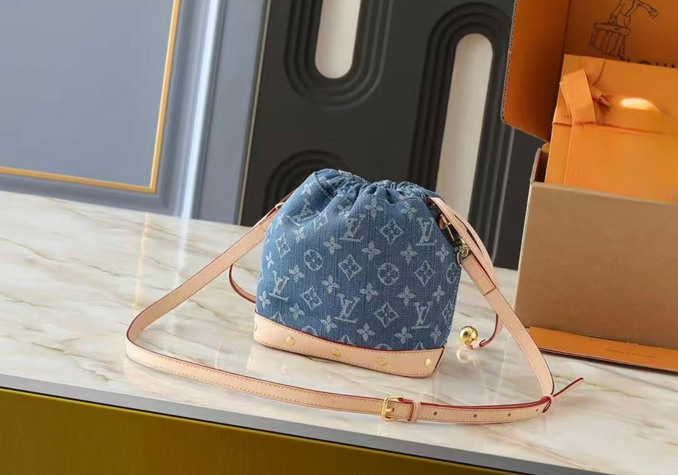 Borsa noe