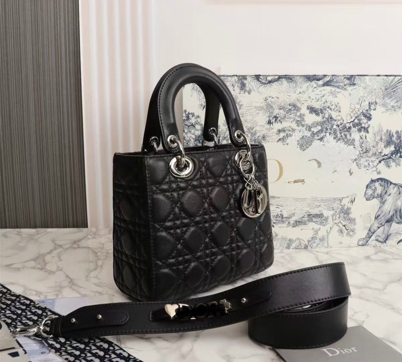 Borsa lady