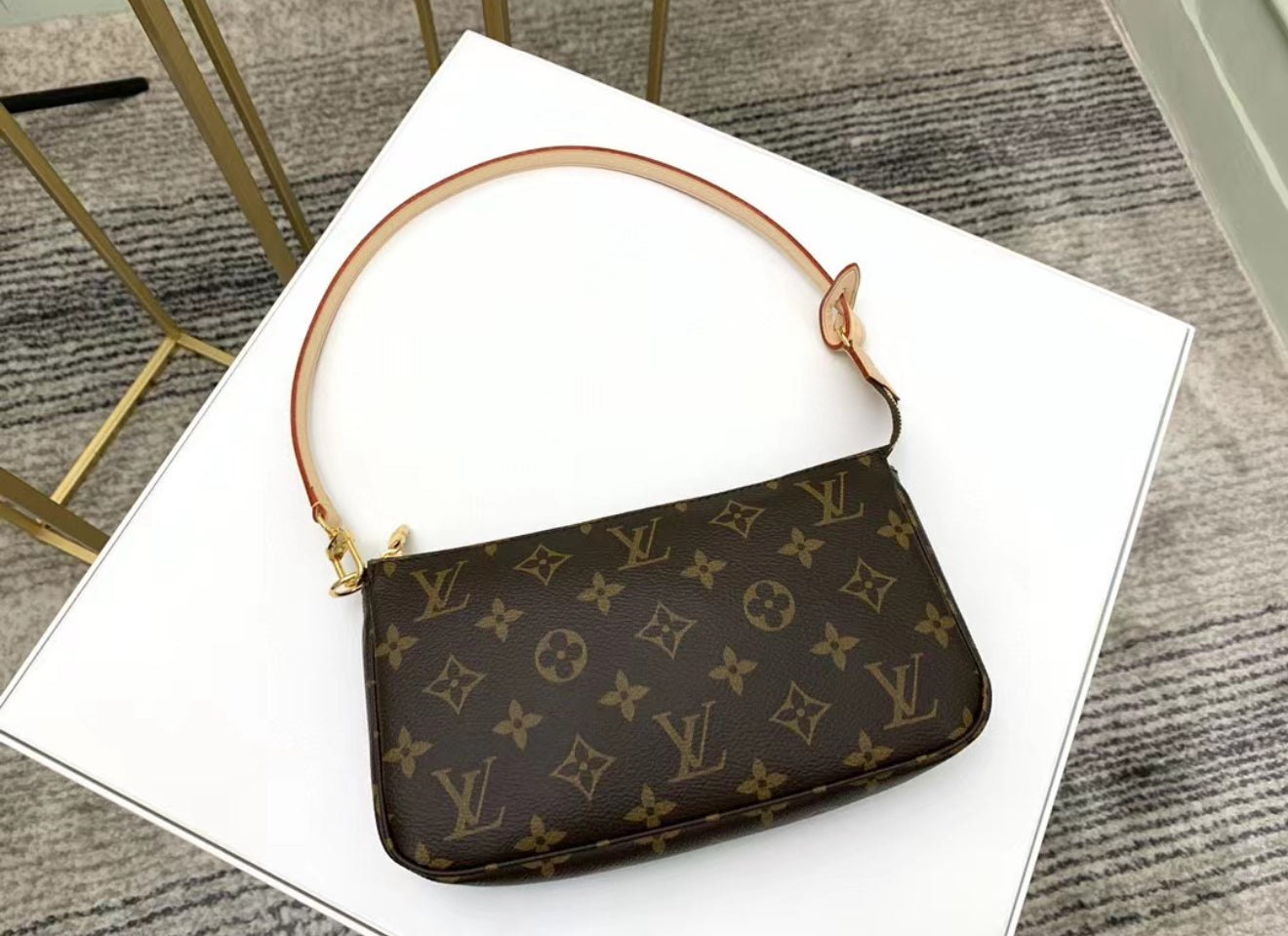 Pochette accessoris