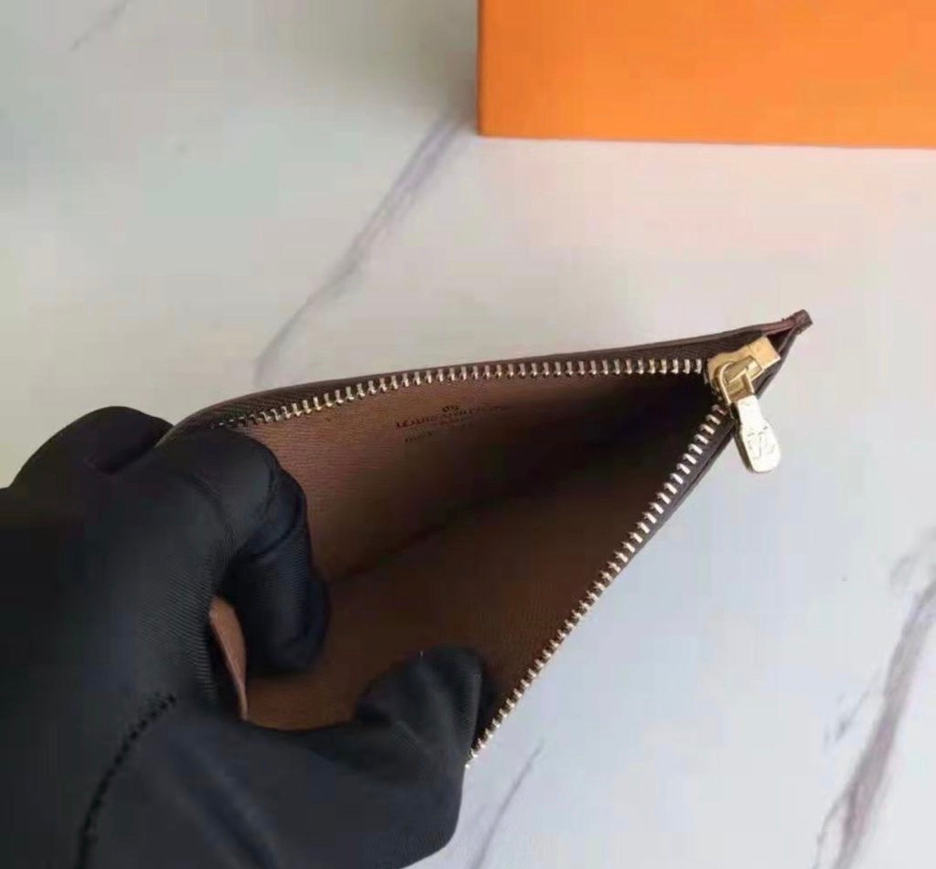 portacarte con zip
