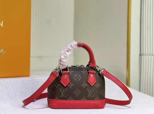 Borsa modello Nano Alm