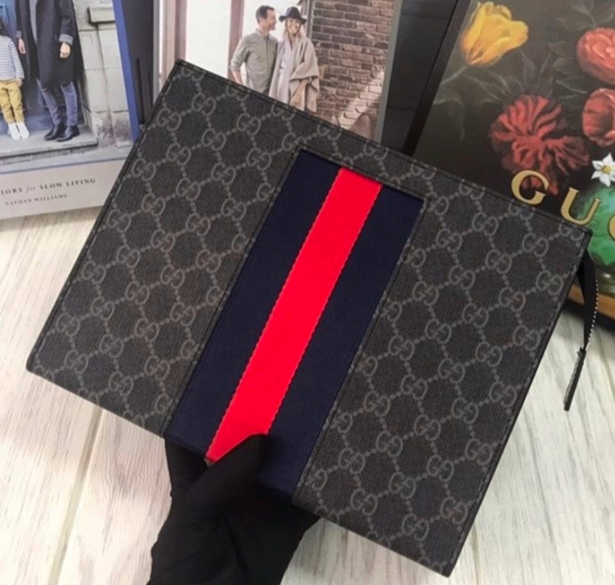 Pochette suprem