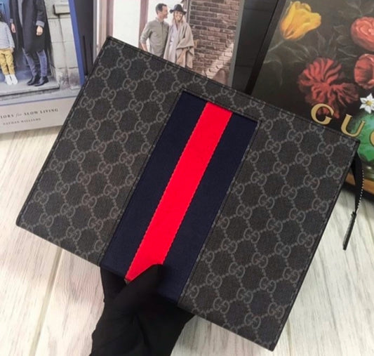 Pochette suprem