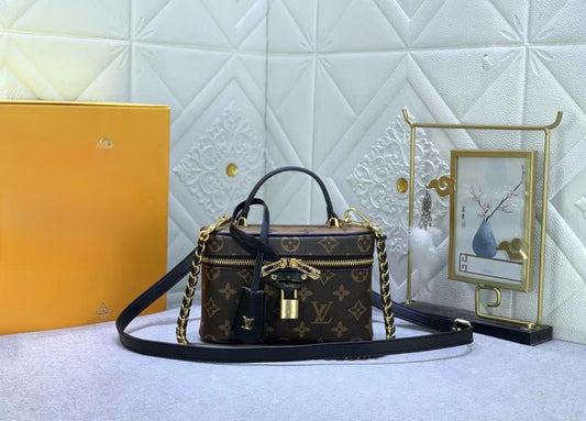 Pochette modello vaniti