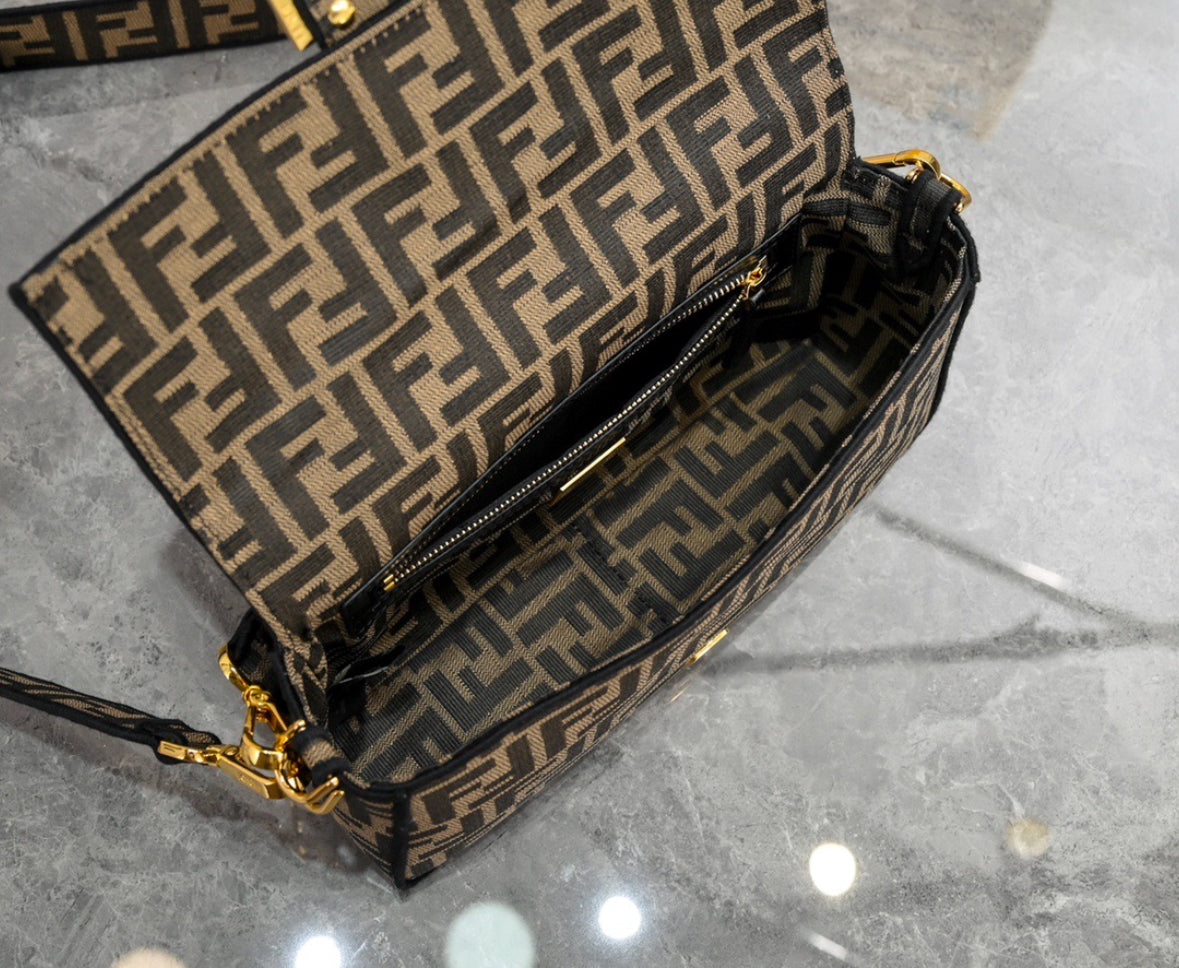 Borsa modello bagette